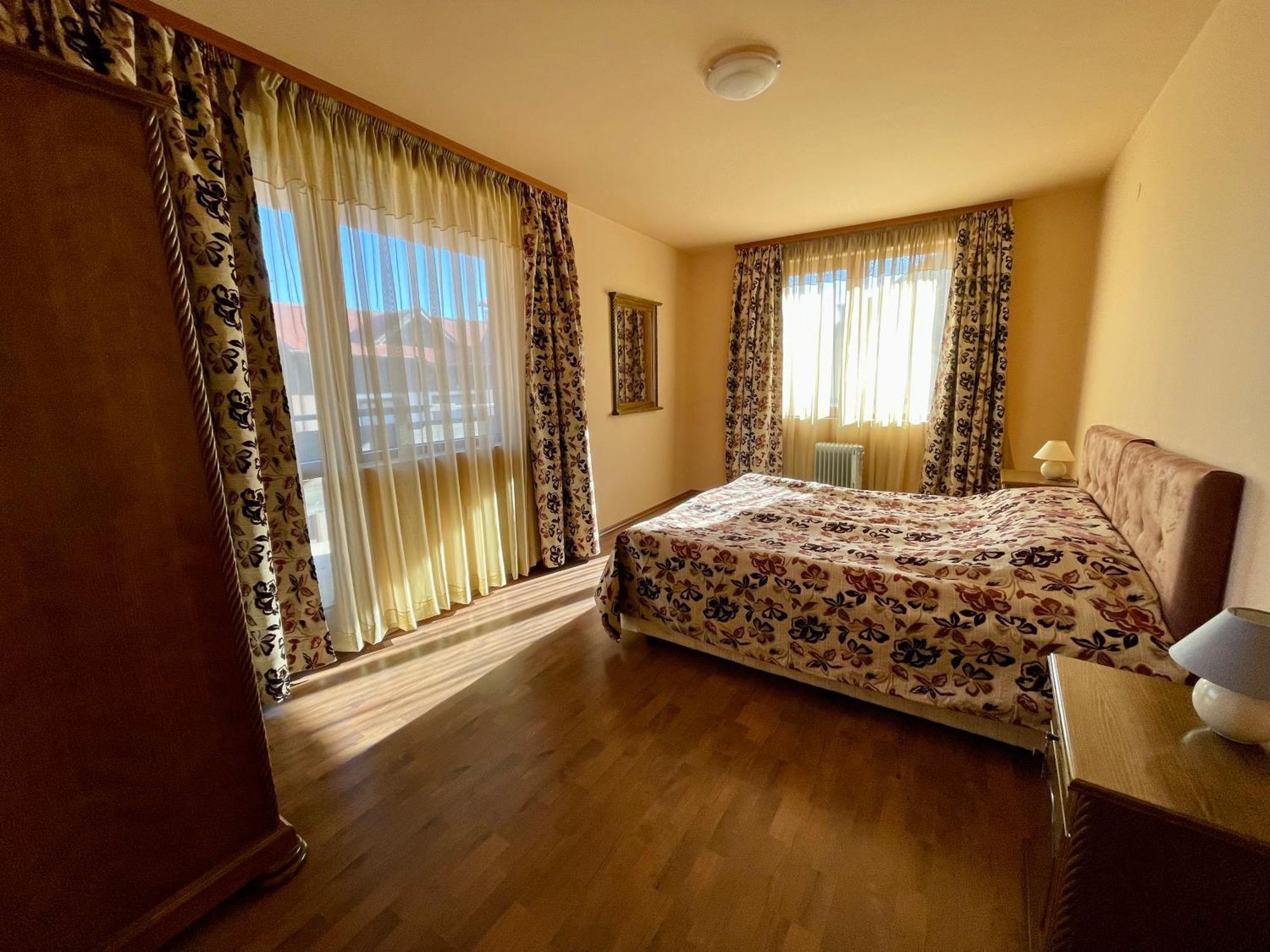 Private Apartments Next To Bellevue Residence Bansko Ngoại thất bức ảnh
